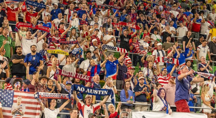 ค่าใช้จ่ายดู USMNT ฟุตบอลโลก 2026 ต้องเตรียมเงินแค่ไหน? เจาะลึกตั๋ว เดินทาง และต้นทุนจริงของแฟนบอล