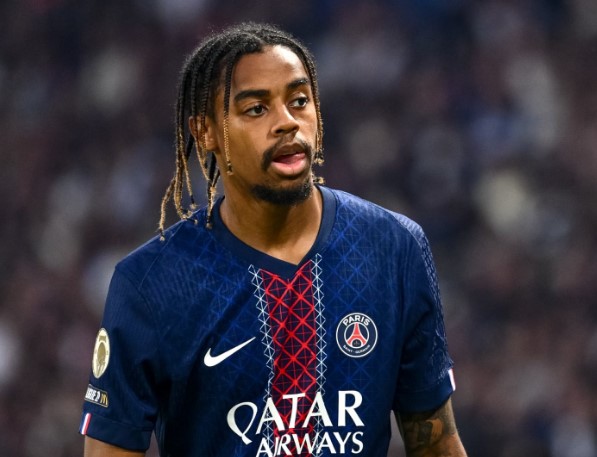 แบรดลีย์ บาร์โคล่า