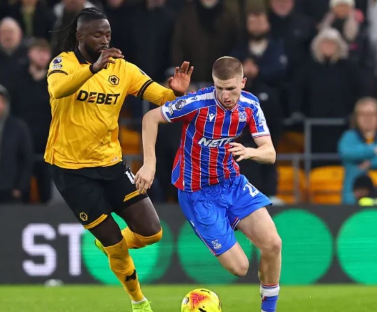 อดัม วาร์ตัน