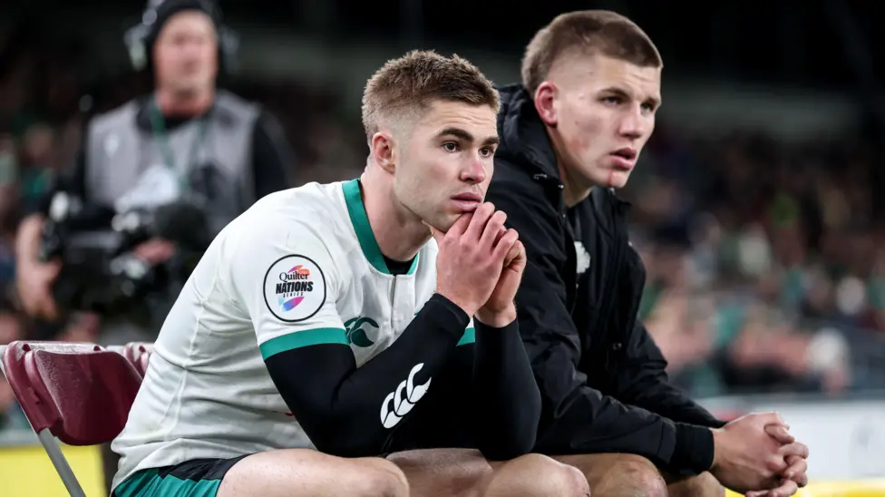 ฮาล์ฟแบ็ก – ศึกหมายเลข 10 ที่ยังไม่มีคำตอบ