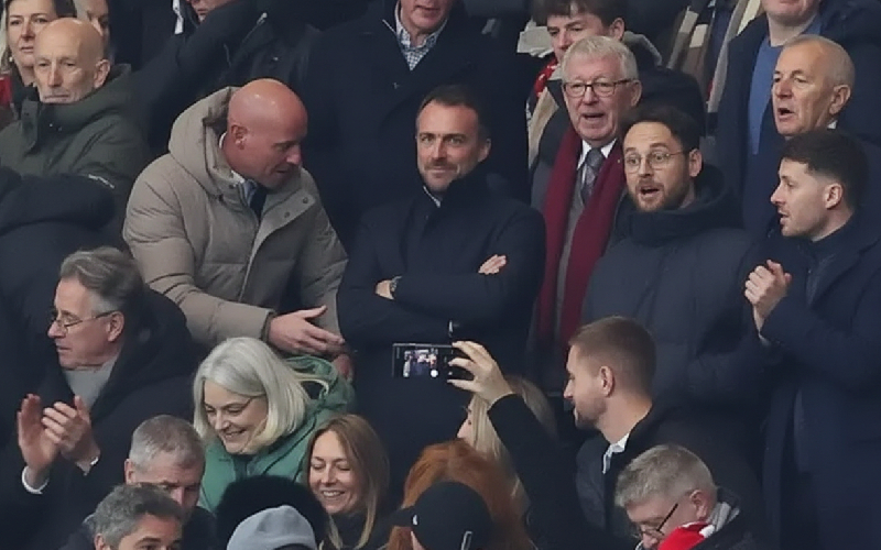 นิคกี บัตต์และพอล สโคลส์