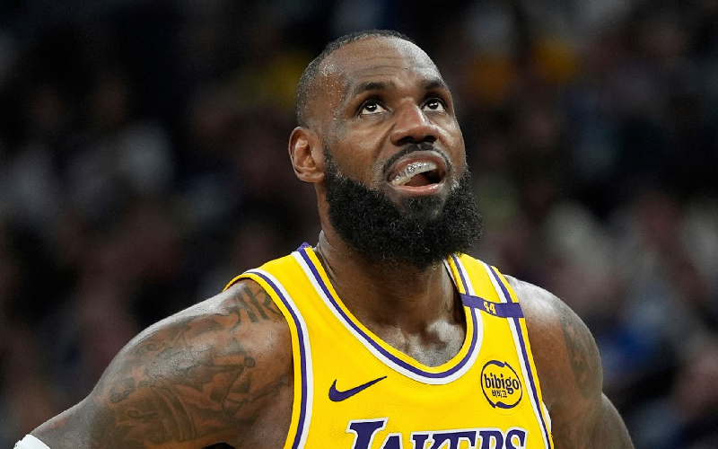 เลอบรอน เจมส์ หลุดโผตัวจริง All-Star ครั้งแรก