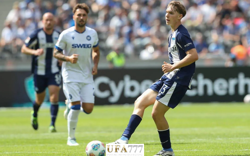 เคนเน็ธ ไอซ์ ฮอร์น