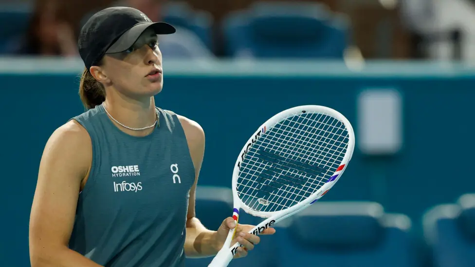 จากข้อจำกัดสู่เวทีโลก: เส้นทางที่ไม่ธรรมดาของโจนส์